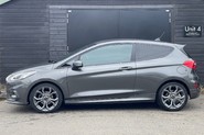 Ford Fiesta ST-LINE X 2