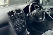 Volkswagen Golf GT TDI BLUEMOTION TECHNOLOGY 4