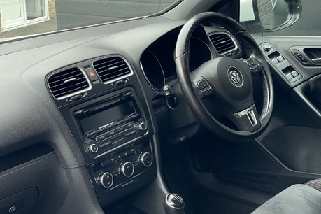 Volkswagen Golf GT TDI BLUEMOTION TECHNOLOGY 4