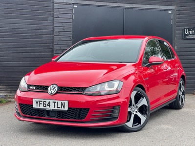 Volkswagen Golf GTI DSG