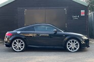 Audi TT TFSI QUATTRO BLACK EDITION 12