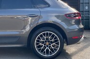 Porsche Macan D S PDK 15