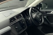 Volkswagen Tiguan SE NAV TDI BMT 4MOTION DSG 5