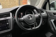 Volkswagen Tiguan SE NAV TDI BMT 4MOTION DSG 9