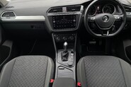 Volkswagen Tiguan SE NAV TDI BMT 4MOTION DSG 20