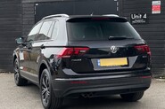 Volkswagen Tiguan SE NAV TDI BMT 4MOTION DSG 3