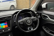 MG ZS EXCLUSIVE 8