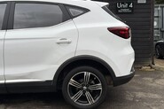 MG ZS EXCLUSIVE 17