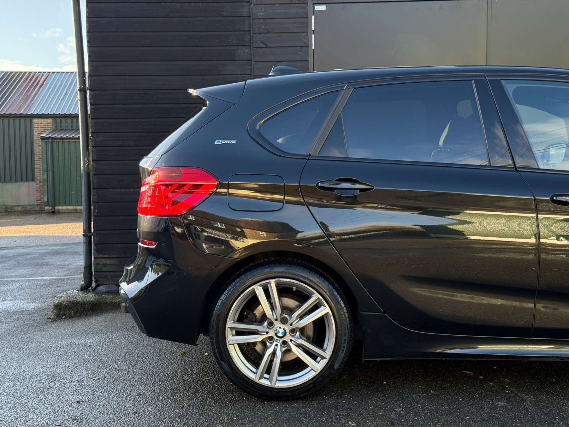 BMW 2 Series 225XE M SPORT PREMIUM ACTIVE TOURER 16