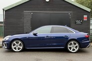 Audi A4 TFSI S LINE MHEV 2