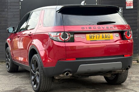 Land Rover Discovery Sport TD4 HSE BLACK 3