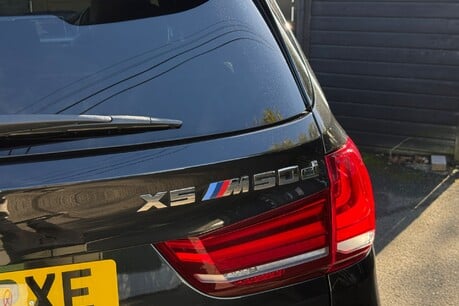 BMW X5 M50D 19