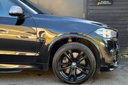 BMW X5 M50D 15