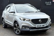 MG ZS EXCLUSIVE 11