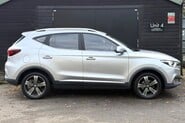 MG ZS EXCLUSIVE 12