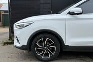 MG ZS EXCLUSIVE T-GDI 16