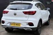 MG ZS EXCLUSIVE T-GDI 13