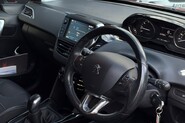 Peugeot 2008 PURETECH ALLURE 19