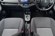 Toyota Yaris VVT-I ICON TECH 10