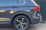 Volkswagen Tiguan SE NAV TDI BMT 17