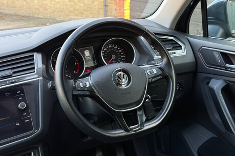 Volkswagen Tiguan SE NAV TDI BMT 8