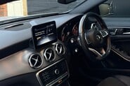 Mercedes-Benz GLA Class GLA 220 D 4MATIC AMG LINE PREMIUM PLUS 4