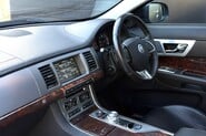 Jaguar XF D V6 PREMIUM LUXURY 4