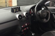 Audi A1 TDI BLACK EDITION 5