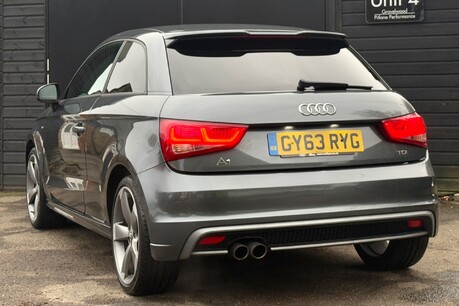 Audi A1 TDI BLACK EDITION 3