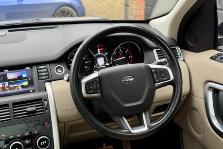 Land Rover Discovery Sport TD4 HSE 9