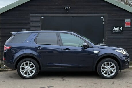 Land Rover Discovery Sport TD4 HSE 12