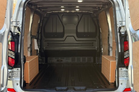 Ford Transit Custom 300 LIMITED L1H1 P/V ECOBLUE 29