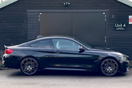 BMW M4 M4 COMPETITION 12