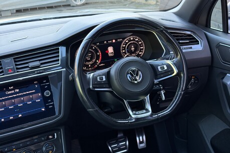 Volkswagen Tiguan R LINE TDI BMT 4MOTION DSG 8