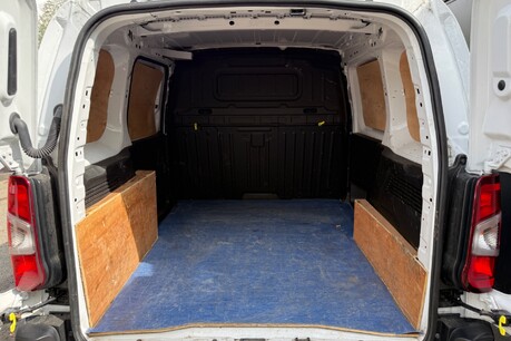 Peugeot Partner BLUEHDI PROFESSIONAL PREMIUM L1 27