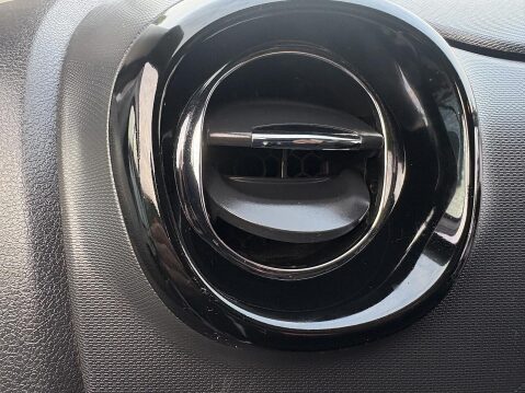 Vauxhall Vivaro 1.6 CDTi 2700 Sportive Panel Van 5dr Diesel Manual L1 H1 Euro 6 (120 ps) 42