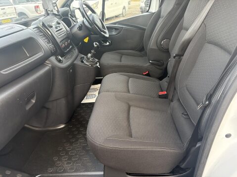 Vauxhall Vivaro 1.6 CDTi 2700 Sportive Panel Van 5dr Diesel Manual L1 H1 Euro 6 (120 ps) 23