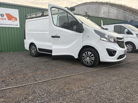 Vauxhall Vivaro 1.6 CDTi 2700 Sportive Panel Van 5dr Diesel Manual L1 H1 Euro 6 (120 ps) 4