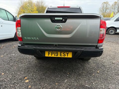 Nissan Navara 2.3 dCi N-Guard Pickup Double Cab 4dr Diesel Auto 4WD Euro 6 (190 ps) 14
