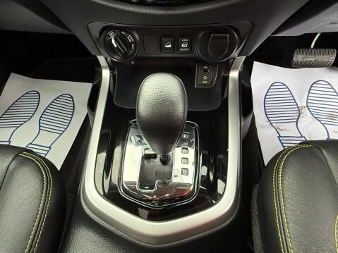 Nissan Navara 2.3 dCi N-Guard Pickup Double Cab 4dr Diesel Auto 4WD Euro 6 (190 ps) 31