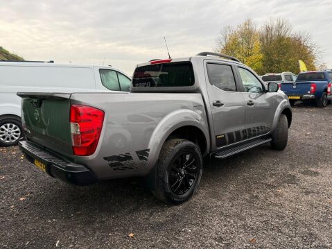 Nissan Navara 2.3 dCi N-Guard Pickup Double Cab 4dr Diesel Auto 4WD Euro 6 (190 ps) 17