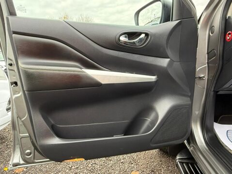 Nissan Navara 2.3 dCi N-Guard Pickup Double Cab 4dr Diesel Auto 4WD Euro 6 (190 ps) 54