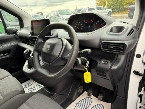 Peugeot Partner 1.5 BlueHDi 1000 Professional Standard Panel Van 5dr Diesel Manual SWB Euro 27