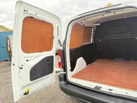 Peugeot Partner 1.5 BlueHDi 1000 Professional Standard Panel Van 5dr Diesel Manual SWB Euro 39