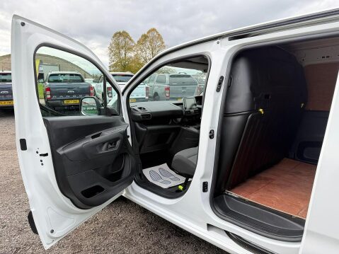 Peugeot Partner 1.5 BlueHDi 1000 Professional Standard Panel Van 5dr Diesel Manual SWB Euro 45