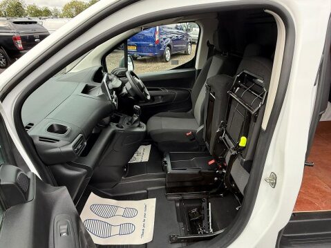 Peugeot Partner 1.5 BlueHDi 1000 Professional Standard Panel Van 5dr Diesel Manual SWB Euro 37