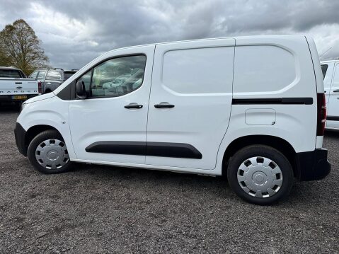 Peugeot Partner 1.5 BlueHDi 1000 Professional Standard Panel Van 5dr Diesel Manual SWB Euro 11