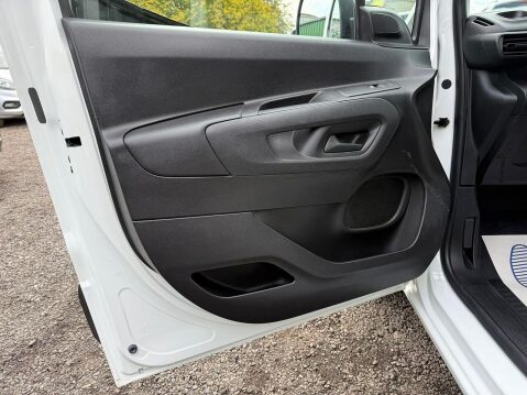 Peugeot Partner 1.5 BlueHDi 1000 Professional Standard Panel Van 5dr Diesel Manual SWB Euro 44