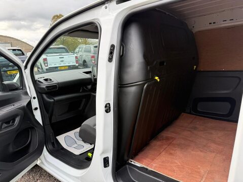 Peugeot Partner 1.5 BlueHDi 1000 Professional Standard Panel Van 5dr Diesel Manual SWB Euro 46