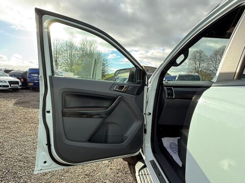Ford Ranger 3.2 TDCi Wildtrak Pickup Double Cab 4dr Diesel Auto 4WD Euro 5 (200 ps) 53
